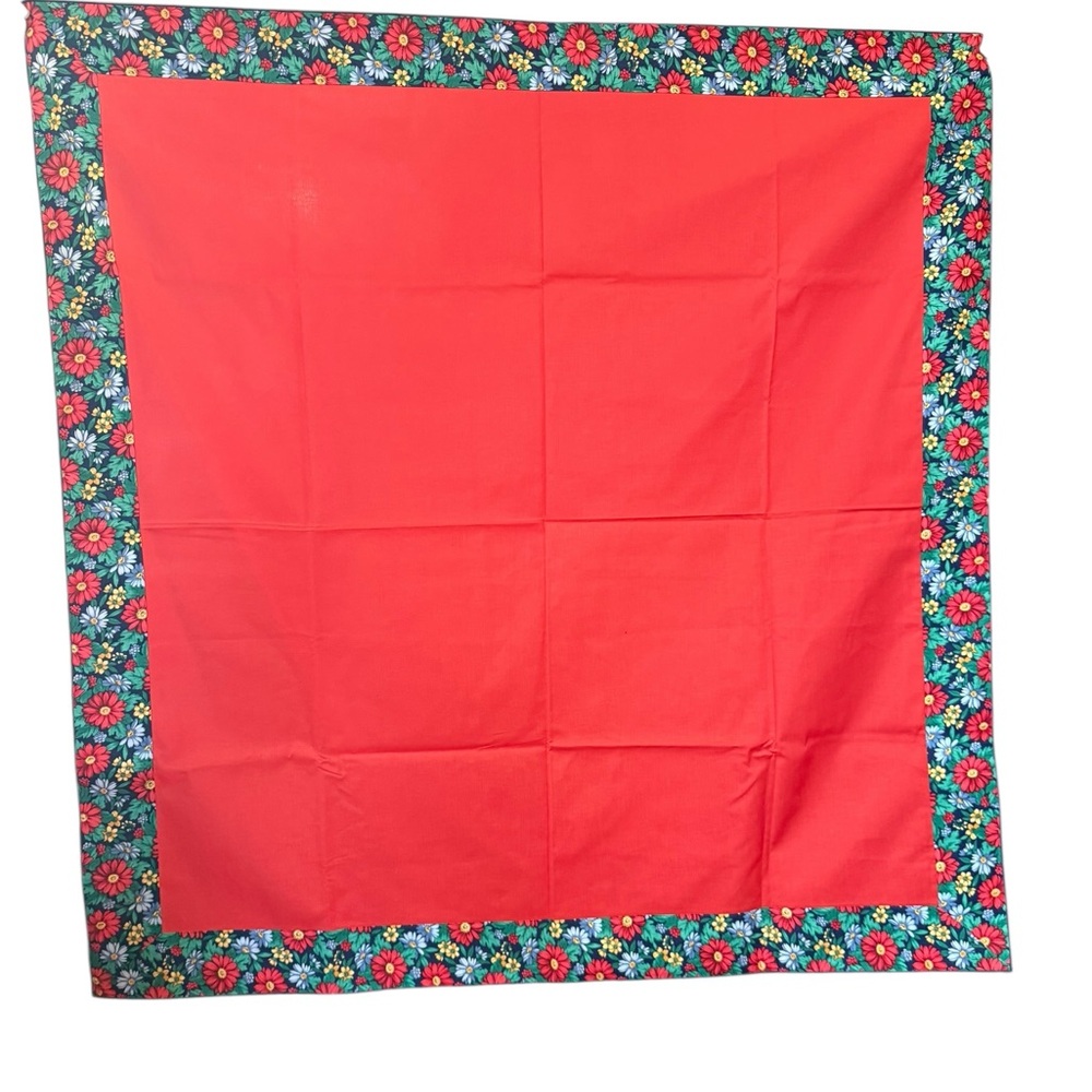 The Fold & The Beautiful Floral Dining Linen Set Tablecloth Runner Napkins - Picture 2 of 10